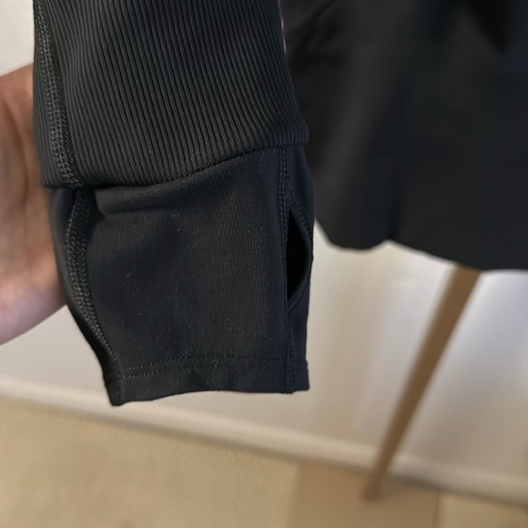 Lululemon dance studio Black Jacket - Picture 9 of 11